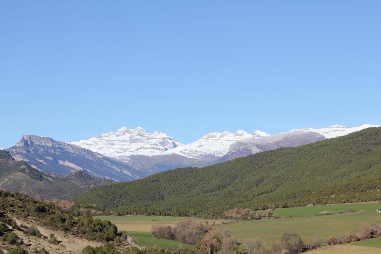 شقة Preciosas Vistas A La Montana, Luminoso Y Acogedor El Pueyo de Araguás المظهر الخارجي الصورة