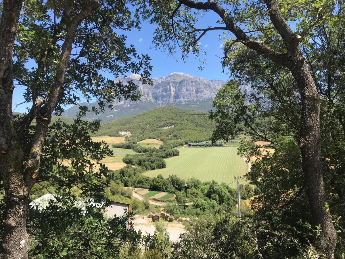 شقة Preciosas Vistas A La Montana, Luminoso Y Acogedor El Pueyo de Araguás المظهر الخارجي الصورة